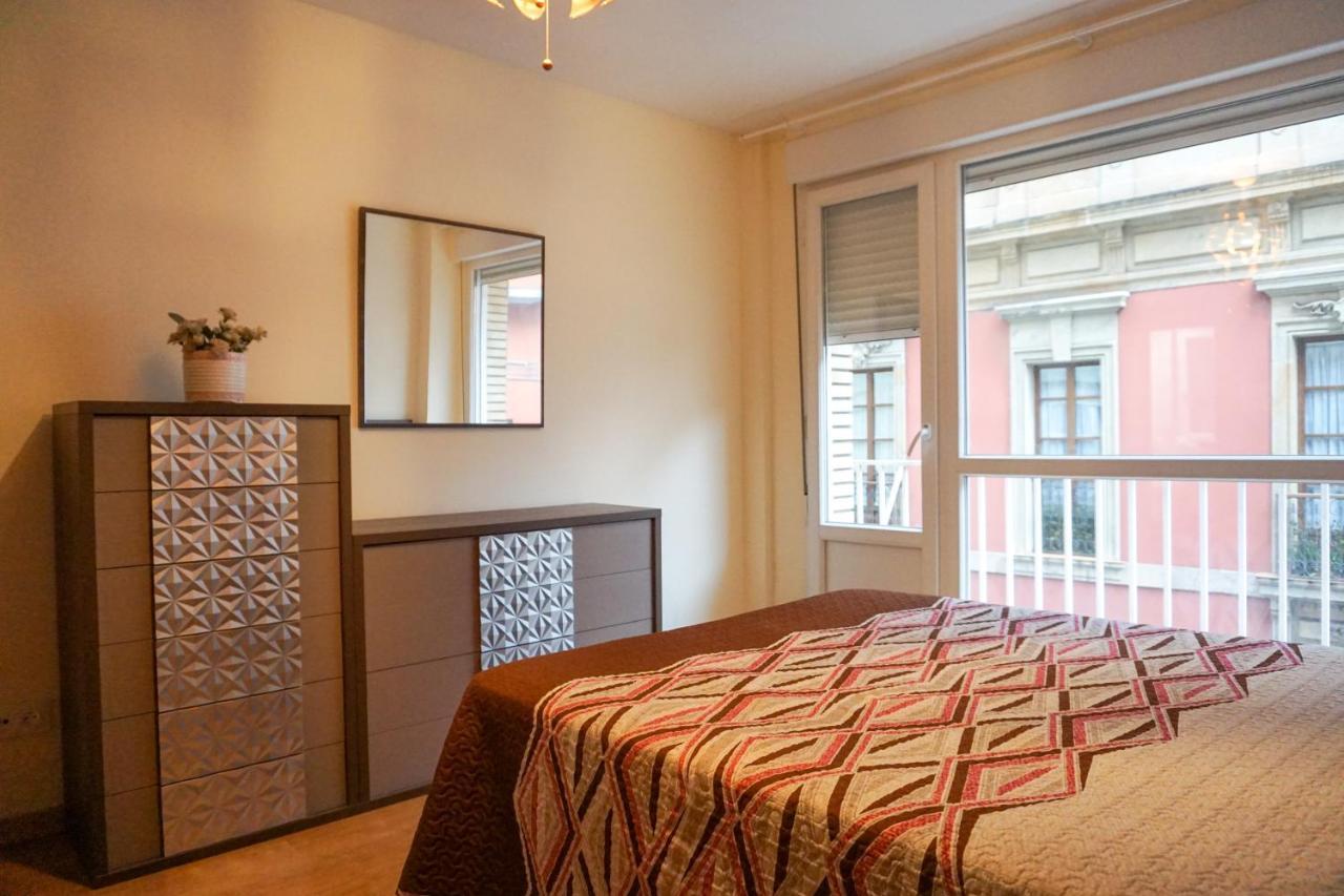 Apartamento Centrico Y Proximo A La Playa Lejlighed Gijón Eksteriør billede